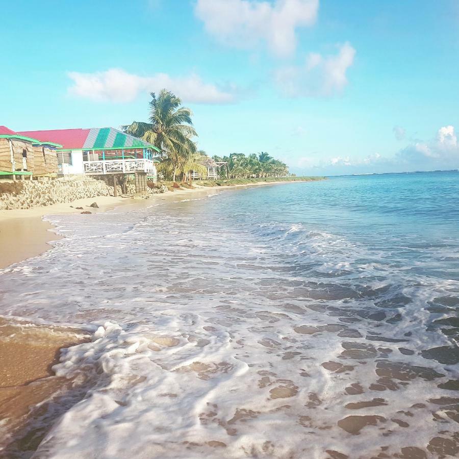 Tailua Beach Fales Manase Exterior photo